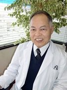 東洋医学会館、院長 坂本 司